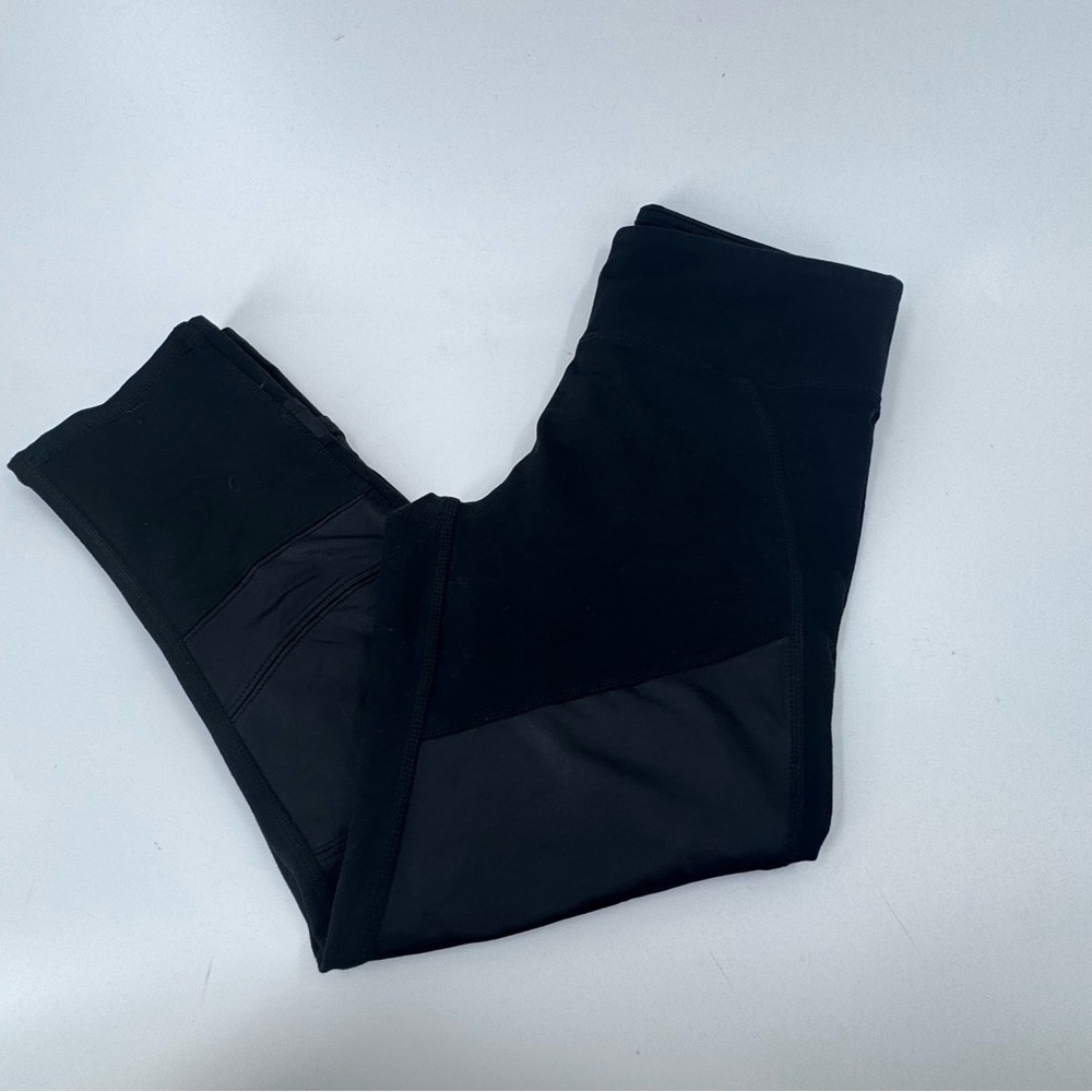 Fabletics Black Leggings Stretchy Athletic Bottoms‎